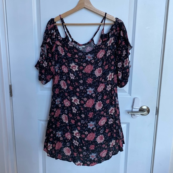 BNWT Floral Dress 🌸 - Picture 1 of 8